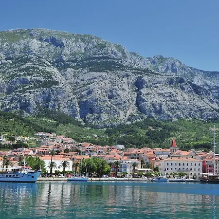 Apartman Two-bedroom With Sea View In Makarska