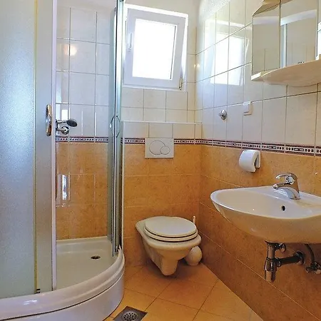 Apartman Two-bedroom With Sea View In Makarska