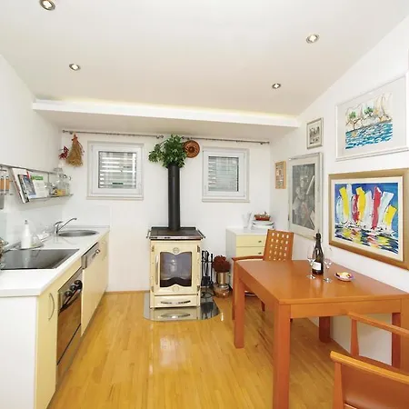 Two-bedroom With Sea View In דירה *